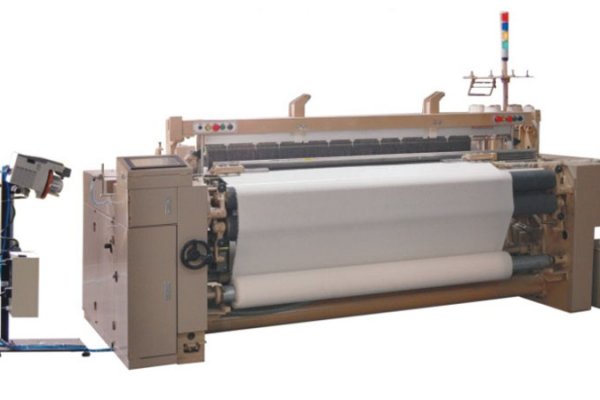 恒鑫達HXD800噴氣織布機實現量產，拓展海外市場 